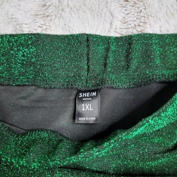 ✨️CL SheIn Green Sparkle Ruched Short Sleeve Top Fitted Skirt Set Size 1XL - Picture 4 of 10